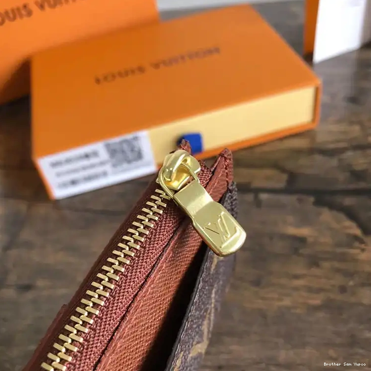 Brother Sam Yupoo Bags 19T1L0682 LV 0503